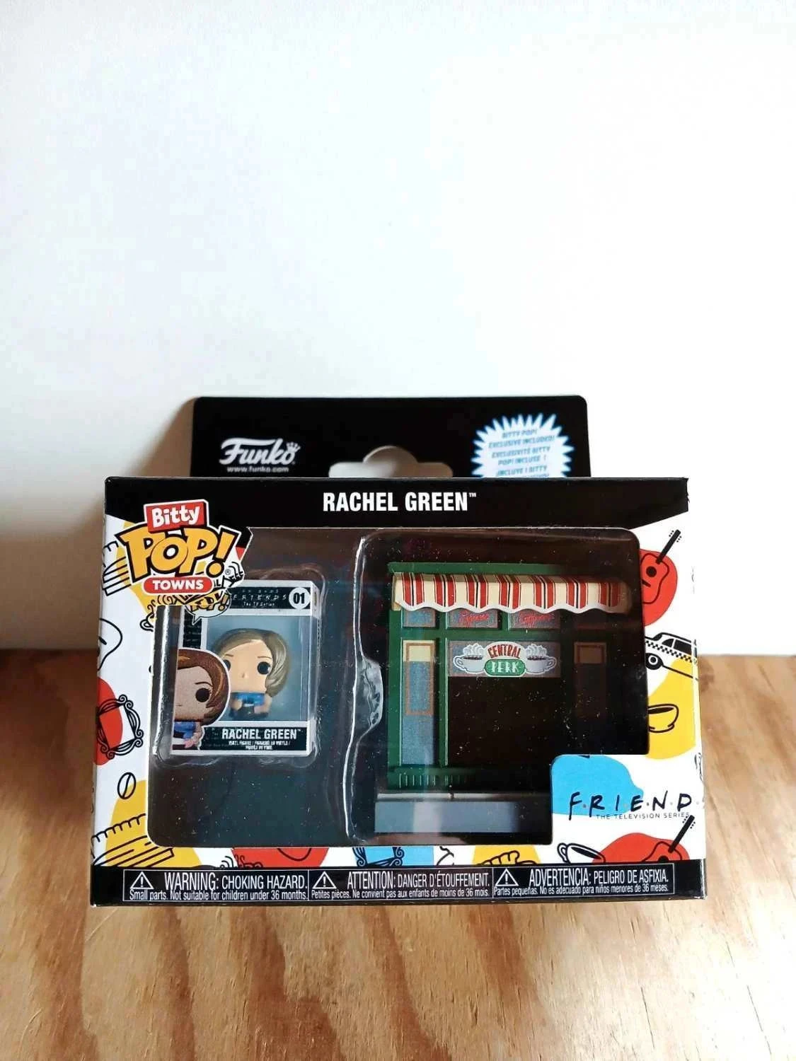 Figurine Funko Bitty POP! Town Friends Rachel Green at Central Perk